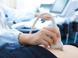 El doctor está siendo investigado después de salir a la luz antiguos casos de posibles negligencias. GETTY IMAGES