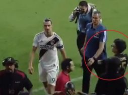 La MLS no ha anunciado aún si habrá alguna sanción contra el futbolista europeo que con este partido se despidió del futbol de dicho país. TWITTER / @El_Universal_Mx