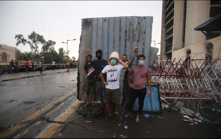 Los enfrentamientos comenzaron a primera hora de la mañana tras la reanudación de las movilizaciones luego de un paro de tres semanas. AFP