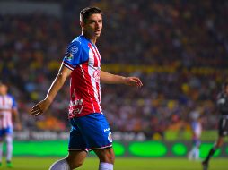 ''Respeto a quien está con nosotros y lo voy a apoyar al cien por ciento y no puedo pensar en otro entrenador'', dice el mediocampista del Guadalajara. IMAGO7