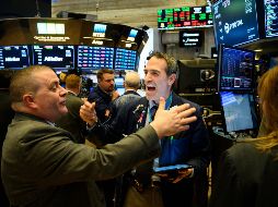 Las ganancias de la jornada colocaron al S&P 500 cerca del máximo histórico al cierre que alcanzó en julio. AFP/ARCHIVO