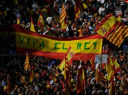 Miles de antiindependentistas se concentraron en el centro de Barcelona. AFP/L. Gene