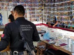 El material decomisado se exhibía en dos puestos semifijos en la vía pública. ESPECIAL