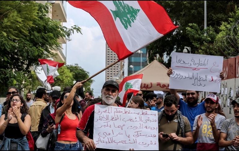 La dimisión después de dos semanas de protestas masivas contra su Ejecutivo en todo el país. EFE / ARCHIVO