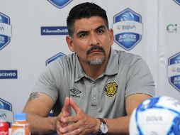 Señalan que por motivos familiares y de salud, el técnico ''ha tomado la decisión de separarse del cargo'', por lo que a partir de este día ya no estará al frente del equipo. IMAGO7