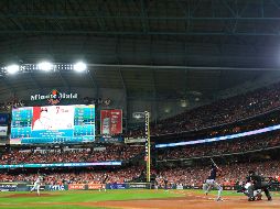 Para este encuentro, en el que los Astros pueden convertirse en campeones de las Grandes Ligas si vencen a Washington, los costos en la reventa se han disparado. AFP / ARCHIVO