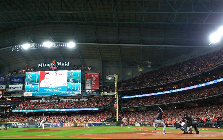 Para este encuentro, en el que los Astros pueden convertirse en campeones de las Grandes Ligas si vencen a Washington, los costos en la reventa se han disparado. AFP / ARCHIVO