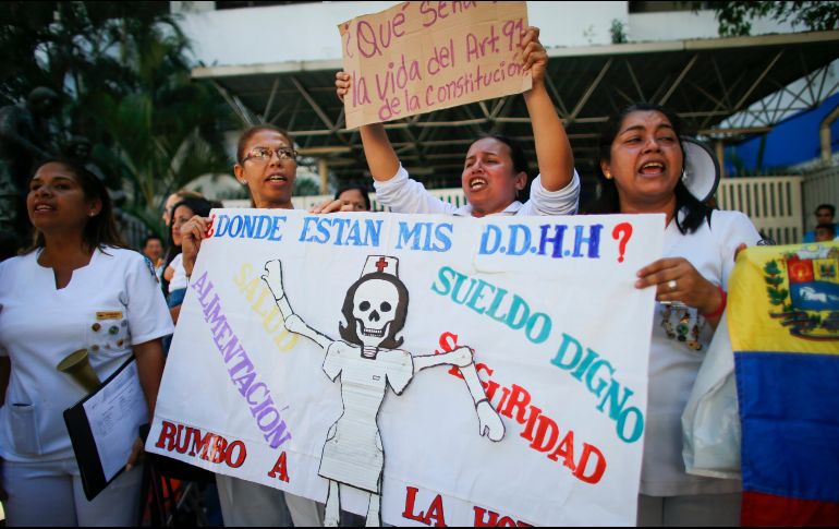 El paro se cumple en 20 estados de los 23 del país, informaron los gremios de enfermeras. AP / A. Cubillos