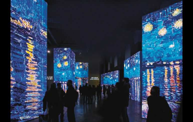 Gracias a un sistema especial, el visitante podrá pasear por “La noche estrellada”. CORTESÍA  