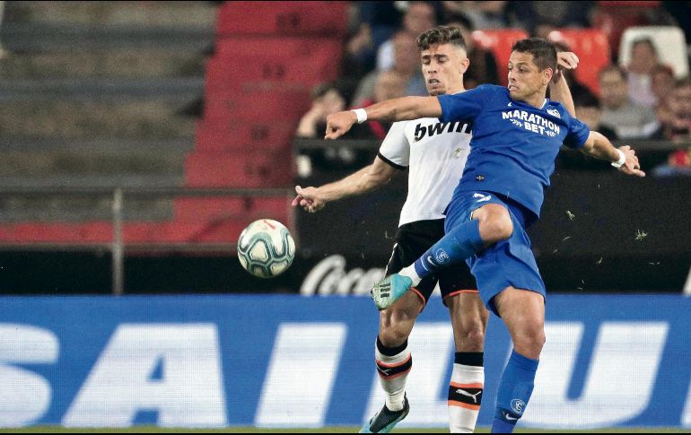 Javier Hernández jugó 85 minutos, pero esta vez no pudo anotar. EFE