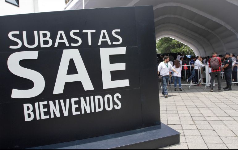 Se presentarán 45 lotes que incluyen 24 vehículos divididos en dos grupos, uno de unidades de gama alta no tan recientes de modelos como Corvette o Mustang, así como un Vocho cuyo precio inicial será de dos mil pesos. NTX / ARCHIVO