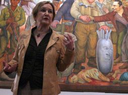 En 1997  pintó el mural 