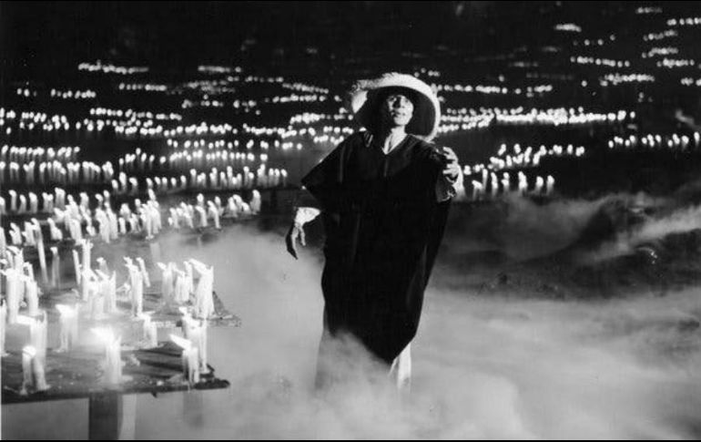 La película se basó en la novela de Bruno Traven, escritor que colocó al pobre leñador de nombre 