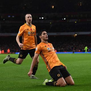 Raúl Jiménez da el empate a los Wolves ante el Arsenal