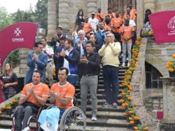 En pleno Día de Muertos y con el Panteón de Belén como escenario, se presentaron a los atletas rankeados que participarán en el Maratón Guadalajara Megacable 2019. EL INFORMADOR / D. Reos