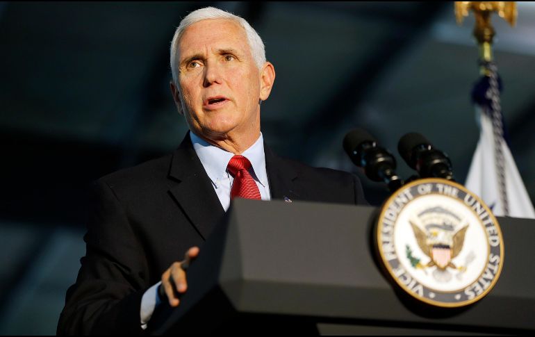 Mike Pence firmó que el T-MEC creará protecciones más fuertes para el comercio digital entre México, Canadá y Estados Unidos. AP/M. Gormus