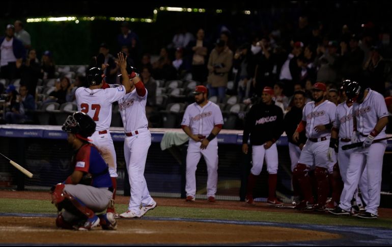 Los maderos de México estaban encendidos y sólo la lluvia pudo apagarlos. EL INFORMADOR/F. Atilano