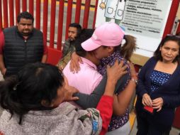 Jessica Rojas, esposa del alcalde de Valle de Chalco, Francisco Tenorio Contreras, descarta que el atentado contra su esposo se debiera a un asunto político. sun