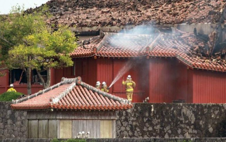 La madrugada de este jueves se desató un fuerte incendio en el emblemático Castillo Shuri en Japón, declarado patrimonio de la humanidad por la Unesco en el 2000. EFE / ARCHIVO