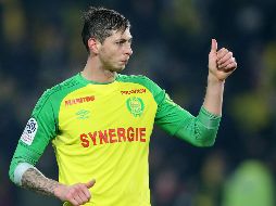 Deberán entregar un primer pago por seis MDE al Nantes de la Liga de Francia por el traspaso del jugador, que murió en un accidente de avioneta sin haber jugado con su nuevo equipo. AP / ARCHIVO