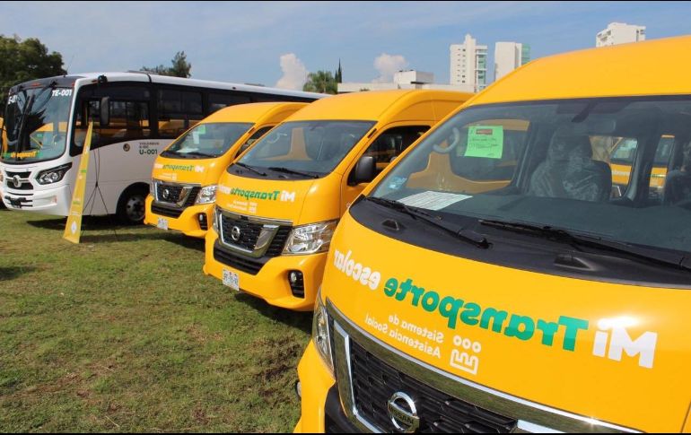 El Gobernador de Jalisco, Enrique Alfaro, hizo entrega de las primeras unidades a los alcaldes de los municipios que se vieron beneficiados. TWIITER/ @TransporteJal