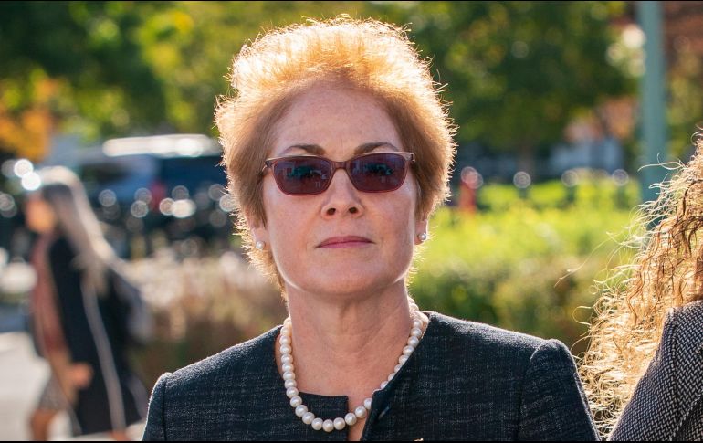 La Cámara Baja publicó hoy las primeras transcripciones de las audiencias que mantuvo a puerta cerrada en octubre, incluida la de Marie Yovanovitch, exembajadora de EU en Ucrania. AP/ARCHIVO