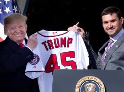 Donald Trump recibe a los Nats