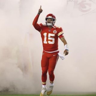 Patrick Mahomes, con opciones de volver a la titularidad ante Titanes