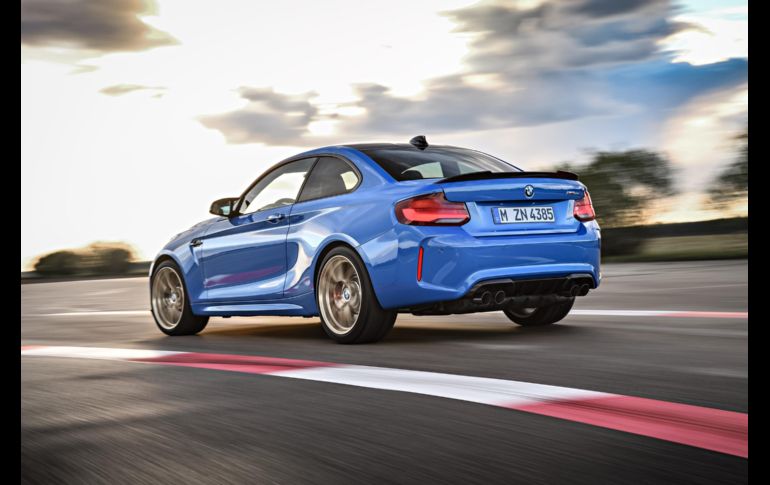 BMW M2 CS y su explosividad en tres pedales