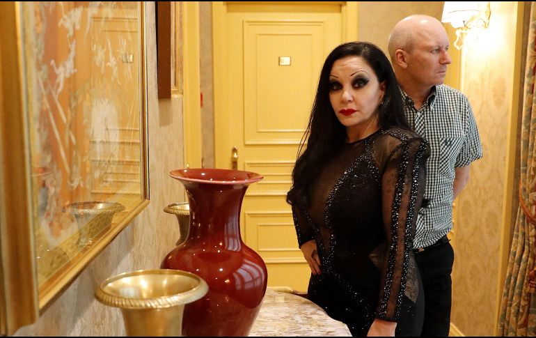 El nuevo volumen versionarán a Camela, Martha Sánchez, La casa Azul, Nancys Rubias, Columpio Asesino, Joe Crepúsculo, Dorian y más. EFE