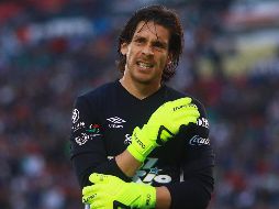 Tras más de un año sin estar sin club, el cancerbero escribió en su cuenta de Twitter que está disponible y que no ''cobra caro''. IMAGO7