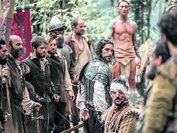 Óscar Jaenada. El actor español interpreta al personaje de “Hernán” (al centro). CORTESÍA