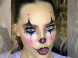 Belinda subió a sus historias de Instagram el proceso de cómo la maquillaban y peinaban para lucir como una verdadera payasita. INSTAGRAM / belindapop
