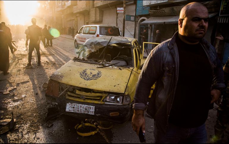 Una veintena de personas resultaron heridas luego de las explosiones, según medios locales. AP/B. Ahmad