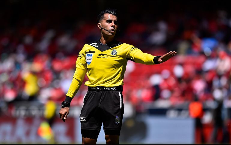 Escobedo estará apoyado en las bandas por el costarricense Wiliam Arrieta y el canadiense Micheal Barwegen. Imago7 / ARCHIVO