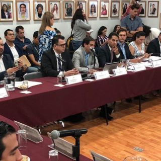 Van diputados por ajuste a la propuesta de aumento al refrendo de motocicletas