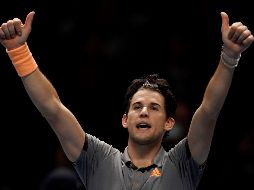 Con este resultado, Thiem se convirtió en el segundo jugador en vencer a Federer y Djokovic en el mismo torneo. EFE / W. Oliver