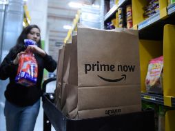 Para garantizar menores tiempos de entrega, Amazon se apoyará en la reciente apertura de MEX3, su centro de distribución en México. AP/Archivo