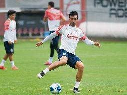 Tras haber dejado atrás una lesión muscular, el zaguero michoacano entrenó al parejo del equipo y todo indica que estará en la banca ante Veracruz. IMAGO7 