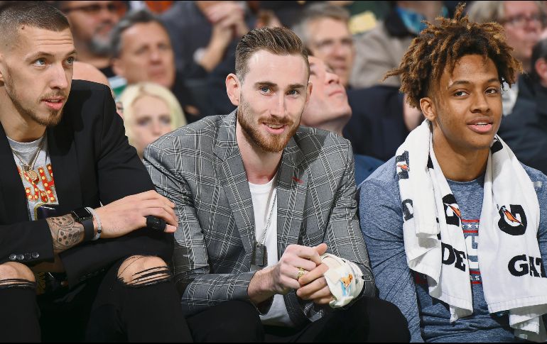 Gordon Hayward podría perderse seis semanas; el lunes fue sometido a una cirugía en su mano lesionada. AFP / B. Badineau