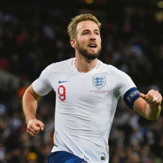 Inglaterra no tuvo piedad con Montenegro