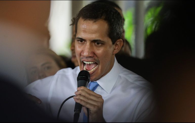 Juan Guaidó durante una actividad con el movimiento estudiantil en la Universidad Central de Venezuela, este jueves en Caracas. EFE/ARC