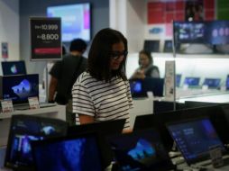 Para realizar la compra, Paola aprovechó el primer día del Buen Fin. EL INFORMADOR / F. Atilano