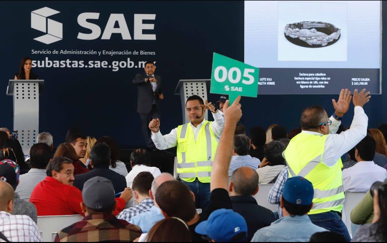 Las alhajas se subastarán en el Complejo Cultural de Los Pinos. SUN/ARCHIVO