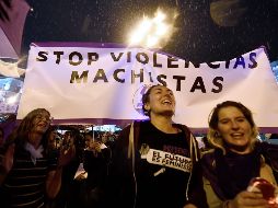 La ley pionera en contra de la violencia de género está riesgo con el discurso de extrema derecha. AFP