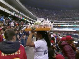 ''Espera, ¿tienen un vendedor que los ofrece allí en la Ciudad de México?'', publicó en redes el periodista Matt Harmon. TWITTER / @MattHarmon_BYB