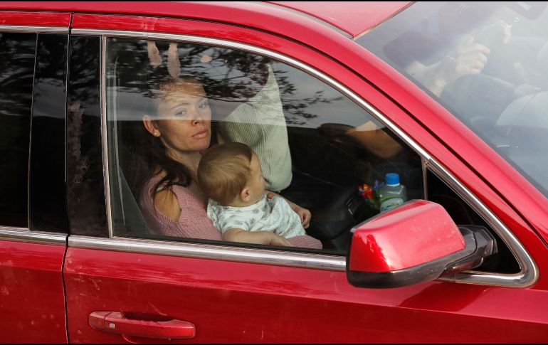 La caravana llegará a Washington dentro de una semana para que Donald Trump los reciba en nombre de las familias Johnson, Langford y Miller. AP/ARCHIVO