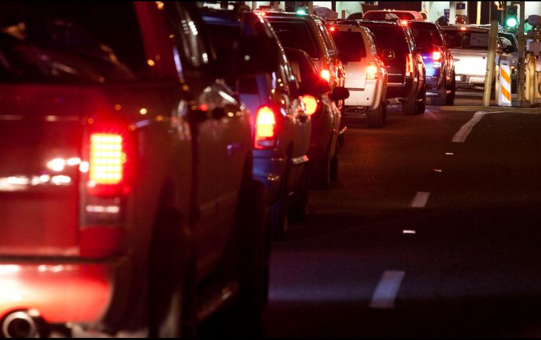 A las 19:30 horas fue reportado un bloqueo en el kilómetro 8.5 de la salida a Monterrey. SUN/Archivo