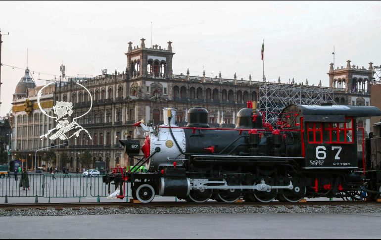 A las 11:00 horas iniciarán en la plancha del Zócalo las actividades por el desfile del aniversario de la Revolución. SUN/ARCHIVO