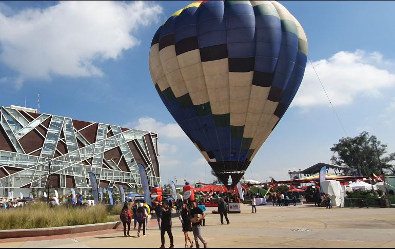 El rector general, Ricardo Villanueva Lomelí, reconoció que el apoyo que han recibido los atletas por parte de la universidad no ha sido suficiente. EL INFORMADOR / J. Armendáriz